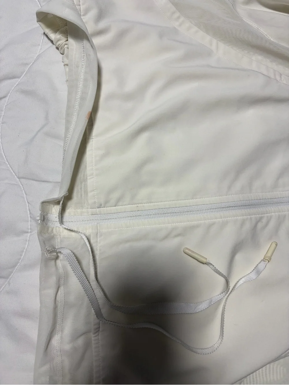 ALO Yoga Cream Lightweight Zip-Up Bomber Jacket